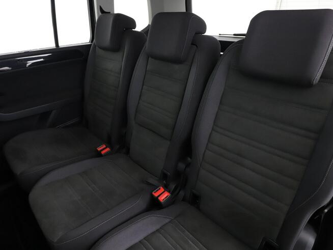 Volkswagen Touran R-Line full LED navi panorama klima auto (3 strefy) czujniki parkowani