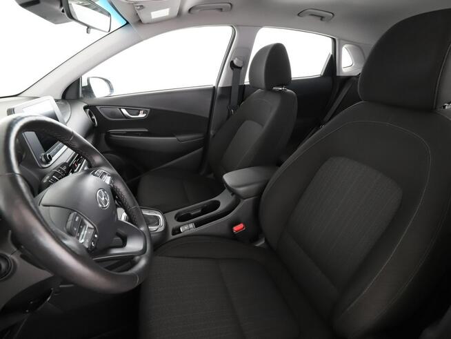 Hyundai Kona HEV automat lift grzane fotele+kier. LED tempomat kamera