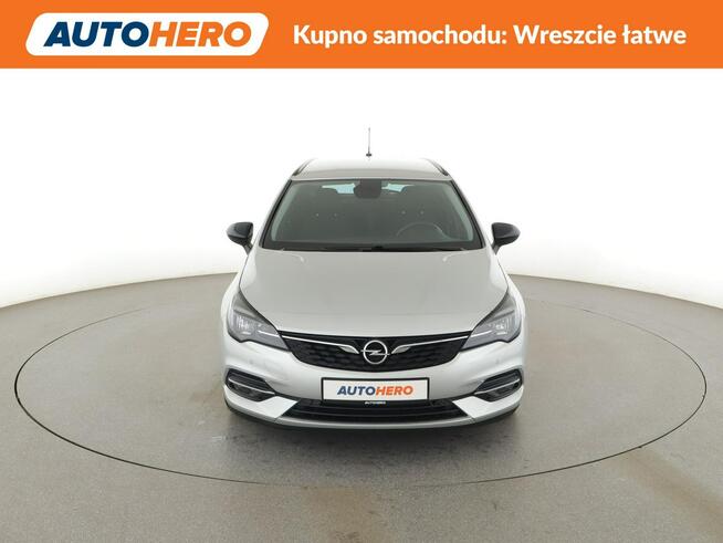 Opel Astra led manual niski przebieg klimatronik pdc grzane fotele