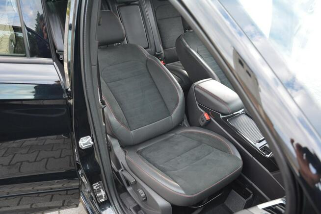 Ford Kuga ST-Line Blis SYNC3 Radar Navi Skóry Ledy Kamera El. Klapa ParkAssist