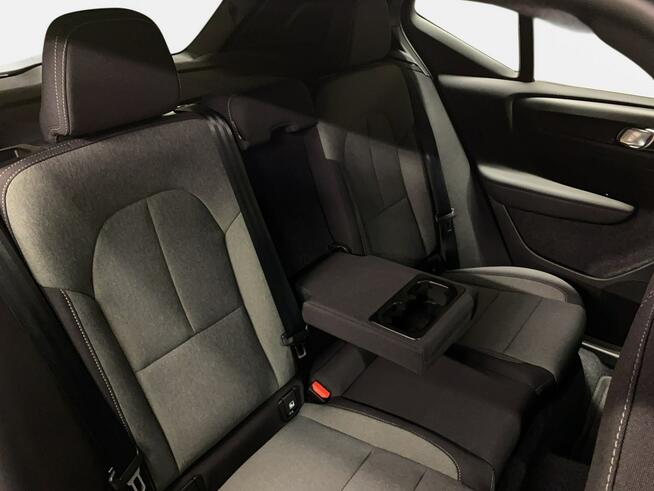 Volvo XC 40 VAT 23% Core 1.5 T5 PHEV 262KM automat 2023 r., salon PL I właściciel