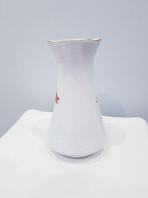 Logowany wazonik z porcelany Chodzież + gratis