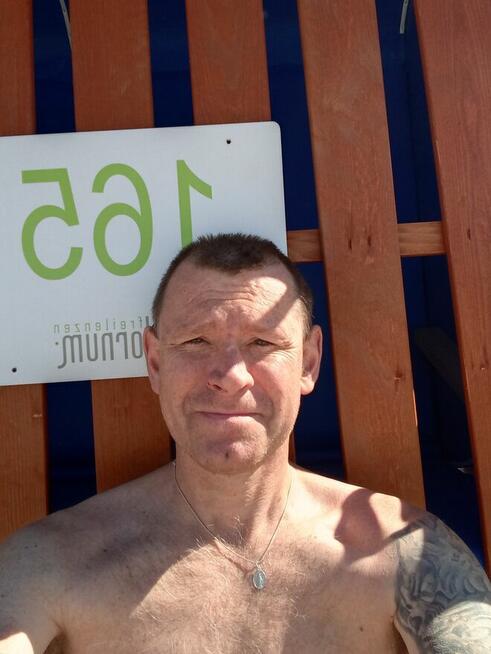 Pan szuka Pani