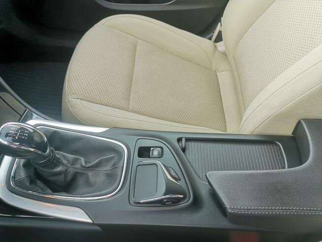 Opel Insignia Hatchback 1.6 SIDI Turbo 170 KM | Salon Polska