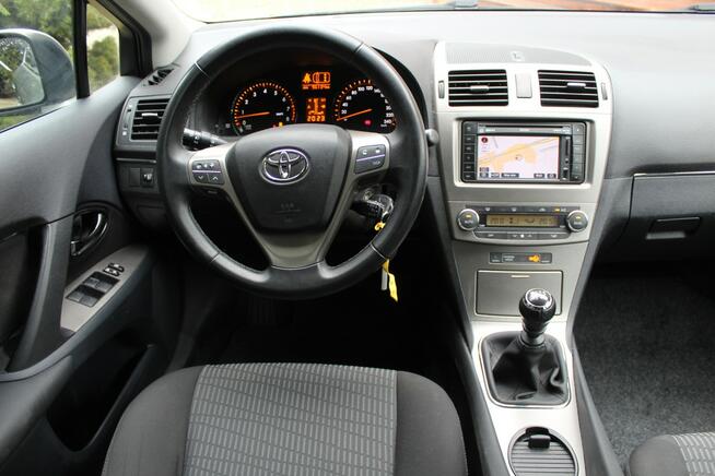Toyota Avensis 147 KM Benzyna Przebieg 96 tys km Sedan