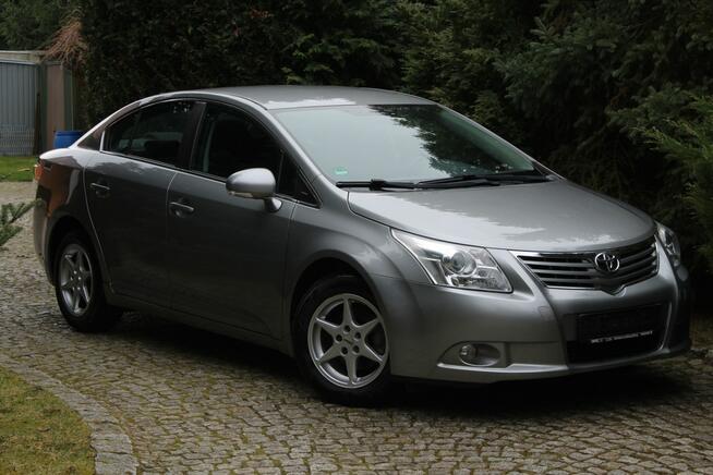 Toyota Avensis 147 KM Benzyna Przebieg 96 tys km Sedan