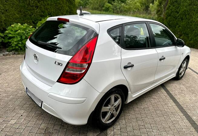Hyundai I30 1.4i 110KM Klimatyzacja Niski Przebieg Biały Opłacony