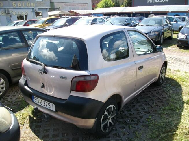 Toyota Yaris w bardzo dobry stan techniczny