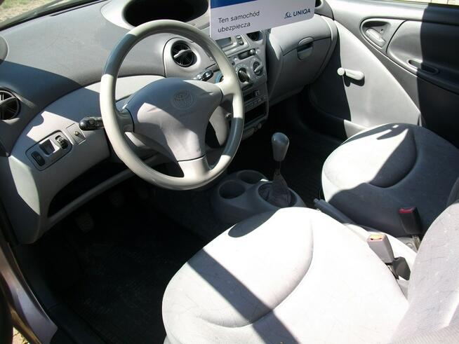 Toyota Yaris w bardzo dobry stan techniczny