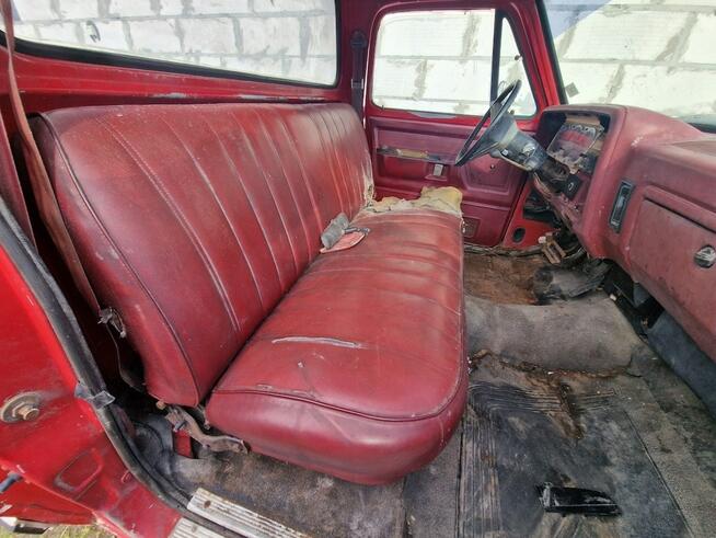 Dodge Ram D100 Rocznik 1987 Silnik 318 V8 Klasyczny Pickup