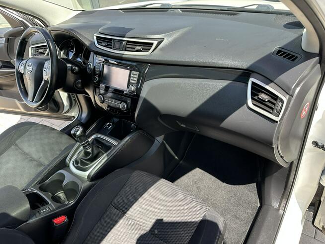 Nissan Qashqai 8xAlu Kamera Panorama Grzany fotel Asystent KeyLess Navi Hak GWARANCJA