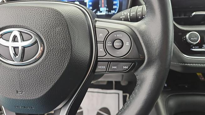 Toyota Corolla 1.8 Hybrid Comfort ! Z Polskiego Salonu ! Faktura Vat !