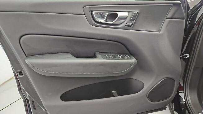 Volvo XC 60 B4 B Plus Dark aut ! Z Polskiego Salonu ! Faktura Vat !