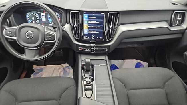 Volvo XC 60 B4 B Momentum Pro aut ! Z Polskiego Salonu ! Faktura Vat !