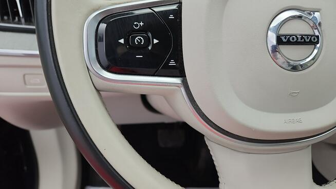 Volvo XC 60 B5 B AWD Plus Bright aut ! Z Polskiego Salonu ! Faktura Vat !