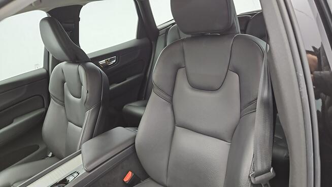 Volvo XC 60 B4 B Plus Dark aut ! Z Polskiego Salonu ! Faktura Vat !
