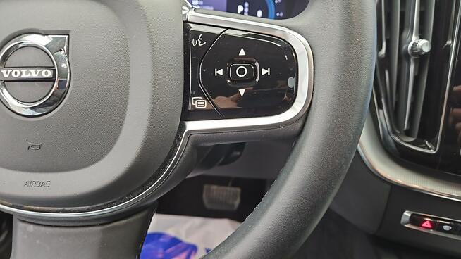 Volvo XC 60 B4 B Plus Dark aut ! Z Polskiego Salonu ! Faktura Vat !