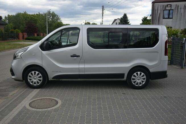 Renault Trafic 1.6D Vivaro 9 Osobowy Klima Hak Sprowadzony Opłacony