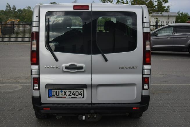 Renault Trafic 1.6D Vivaro 9 Osobowy Klima Hak Sprowadzony Opłacony