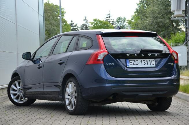 Volvo V60 SUPER STAN 1.6D2 Navi Start/Stop 2xParktronik Alu Gwarancja