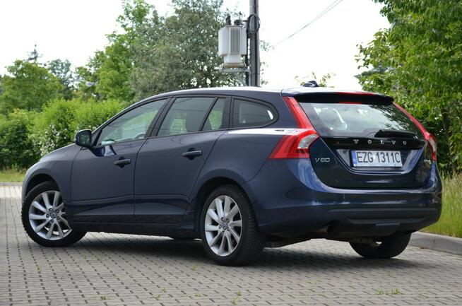 Volvo V60 SUPER STAN 1.6D2 Navi Start/Stop 2xParktronik Alu Gwarancja