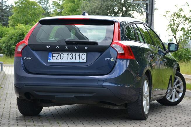 Volvo V60 SUPER STAN 1.6D2 Navi Start/Stop 2xParktronik Alu Gwarancja