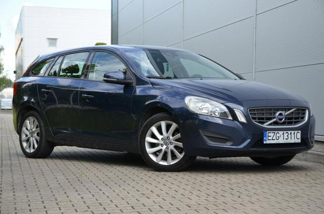 Volvo V60 SUPER STAN 1.6D2 Navi Start/Stop 2xParktronik Alu Gwarancja