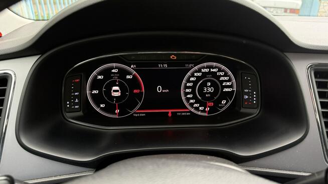 Seat Leon 1.6 tdi CarPlay Navi wirtualny kokpit bezwypadkowy serwis 1.r .gwaranc