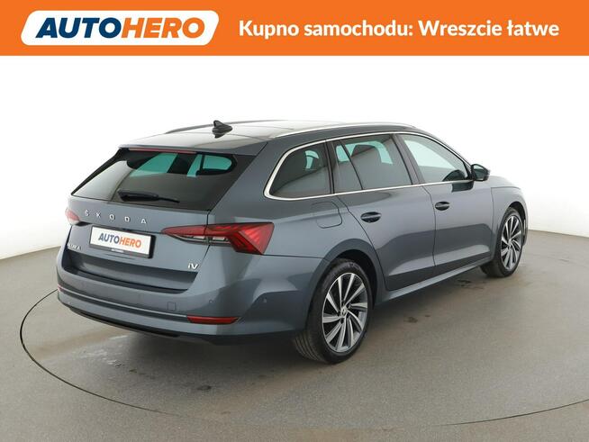 Škoda Octavia FV23% Style PHEV panorama virtual HUD grzane fotele navi kamera ACC cl