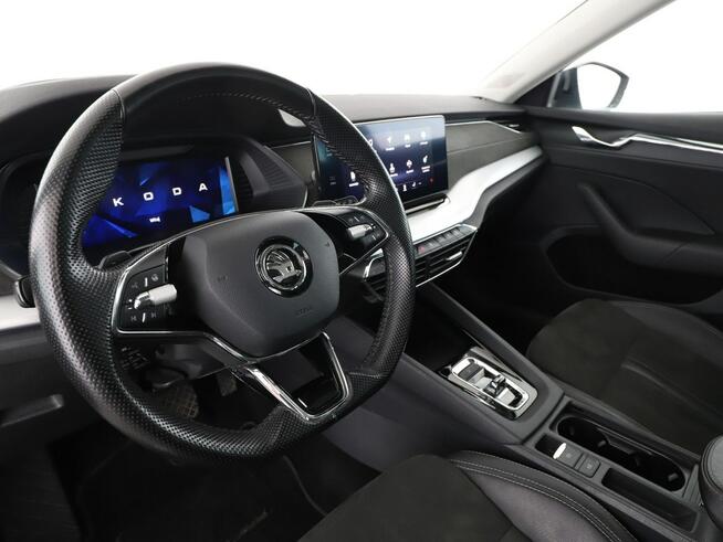 Škoda Octavia FV23% Style PHEV panorama virtual HUD grzane fotele navi kamera ACC cl