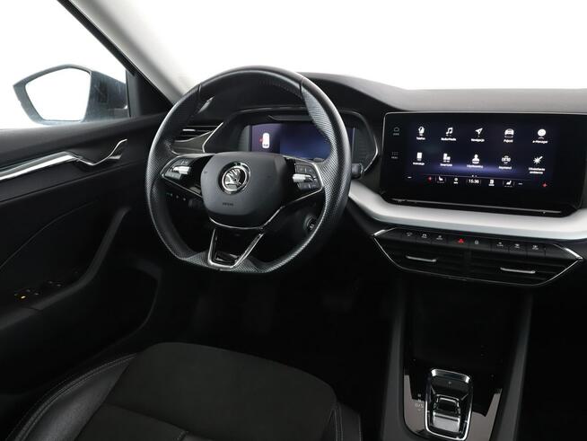 Škoda Octavia FV23% Style PHEV panorama virtual HUD grzane fotele navi kamera ACC cl