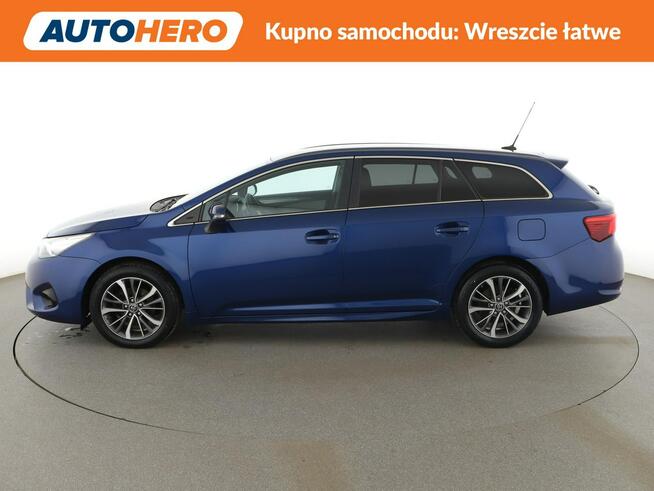 Toyota Avensis automat navi kamera grzane fotele tempomat