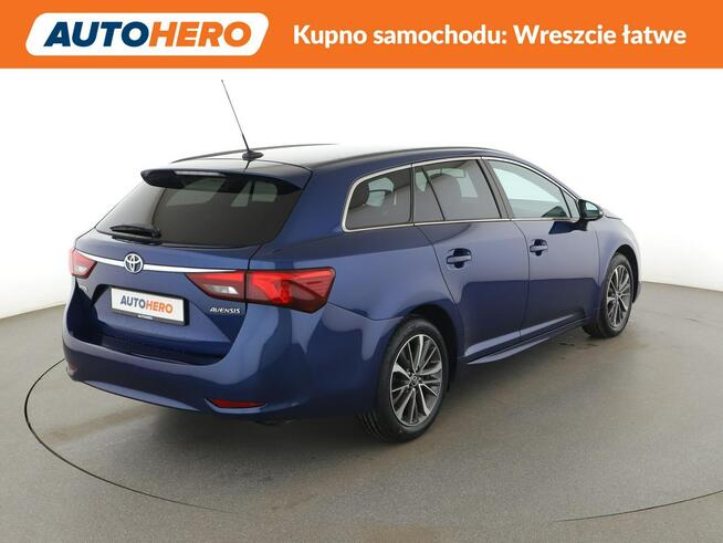 Toyota Avensis automat navi kamera grzane fotele tempomat