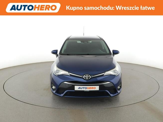 Toyota Avensis automat navi kamera grzane fotele tempomat
