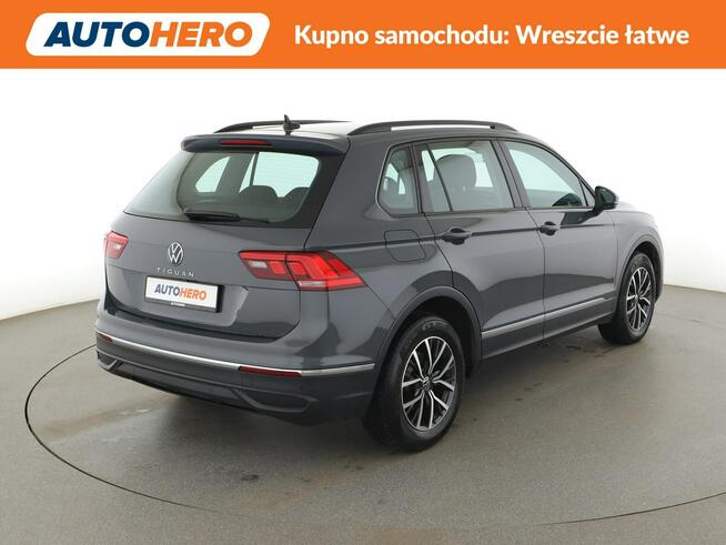 Volkswagen Tiguan DSG navi klima auto grzane fotele LED kamera i czujniki parkowania