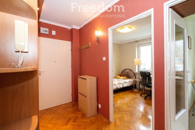 Mieszkanie 44 m², 2 niezależne pokoje, ul. Dubois