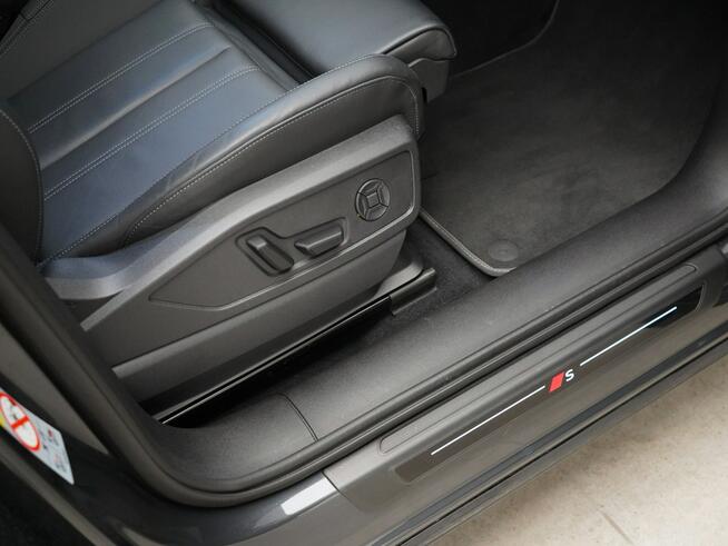 Audi Q5 40TDI Quattro Sline Pneumatyka Matrix Tech Pro cena kat. 398 800 PLN