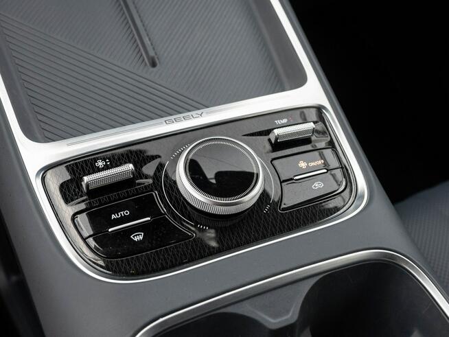 Geely Starray EM-i 1.5 PHEV Pro Podgrz.f i kier Elektr.f Skóra LED