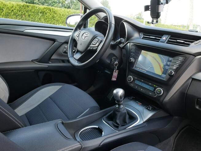 Toyota Avensis FL 1.8 147KM Eu6 Kombi -Full LED -Navi -Kamera -Grzane fot +Koła zima