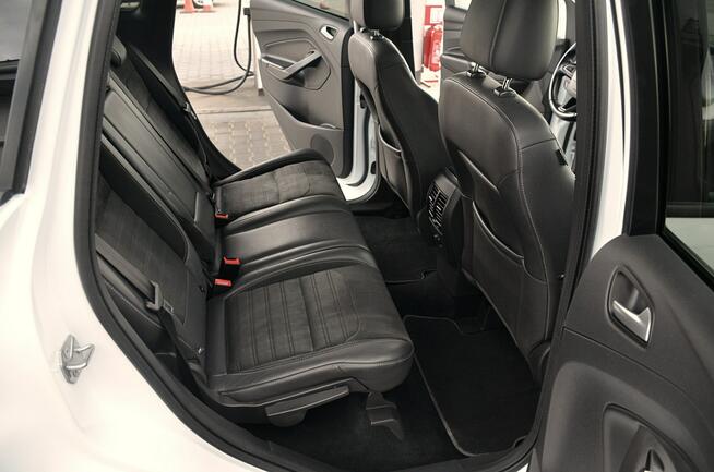 Ford Kuga 1,5*180KM*St-line*Bi-Xenon*Panorama*El klapa*Navi*4x4