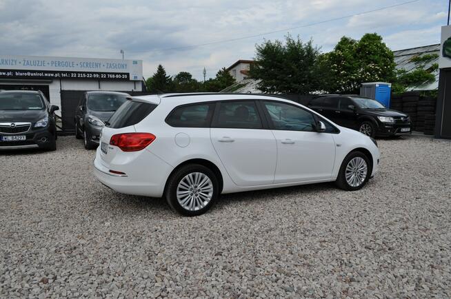 Opel Astra Sports Tourer Klimatyzacja Nawigacja Czujniki Parkowania Ksenony