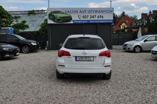 Opel Astra Sports Tourer Klimatyzacja Nawigacja Czujniki Parkowania Ksenony