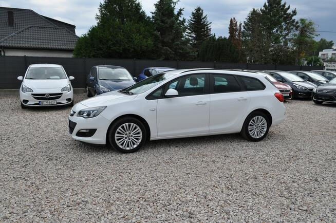Opel Astra Sports Tourer Klimatyzacja Nawigacja Czujniki Parkowania Ksenony