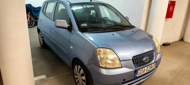 Syndyk sprzeda samochód marki KIA Picanto rok prod. 2005