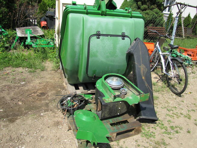 Traktor kosiarka - Kosz John Deere 1565