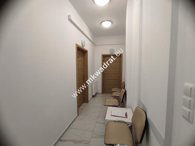 Bud. usługowy 360m2 - biura gabinety medyczn/kosm
