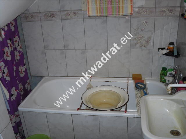Posiadłość na działce 2600 m2 w Warszawie