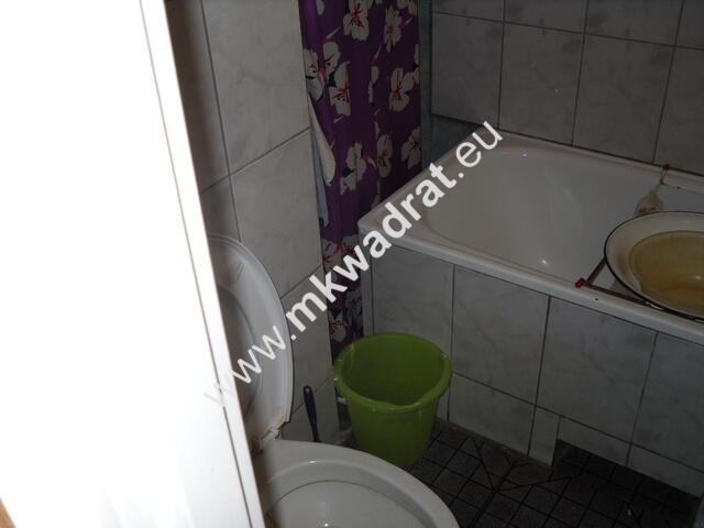 Posiadłość na działce 2600 m2 w Warszawie