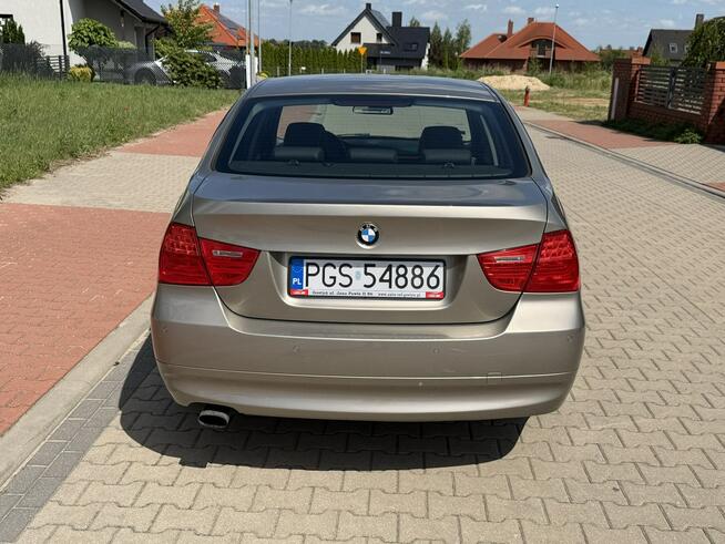 BMW E90 318i 143KM Automat 2010 Keyless, Ksenon