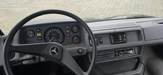 Mercedes 308 Autko